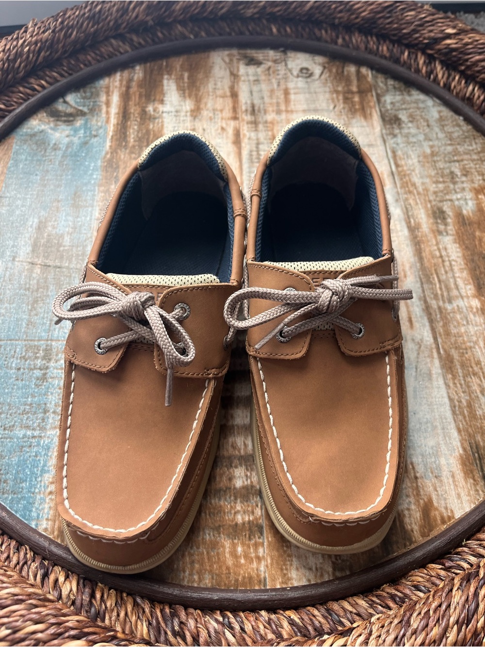 Sperry Tan Lace-Up Men’s Boat Shoes